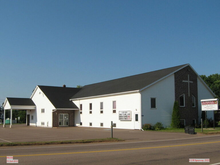 PE038 Elmsdale Church of Nazarene, Elmsdale PE, taken 31-Jul-2012 © 2022 JR Spurway PE038 Elmsdale Church of Nazarene, Elmsdale PE, taken 31-Jul-2012 © 2022 JR Spurway