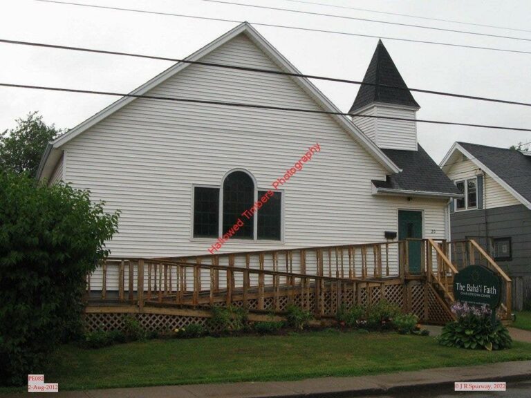 PE-Charlottetown - XOTH - PE082 02-Aug-2012