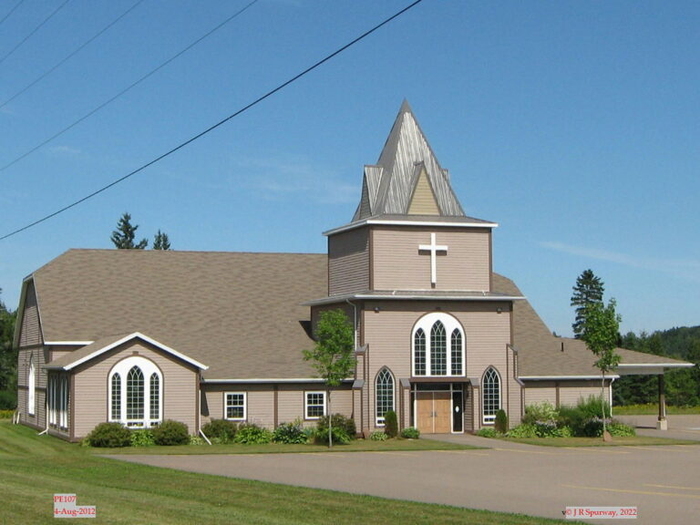PE107 Central Queens United Church, Hunter River PE, taken 04-Aug-2012 © 2022 JR Spurway
