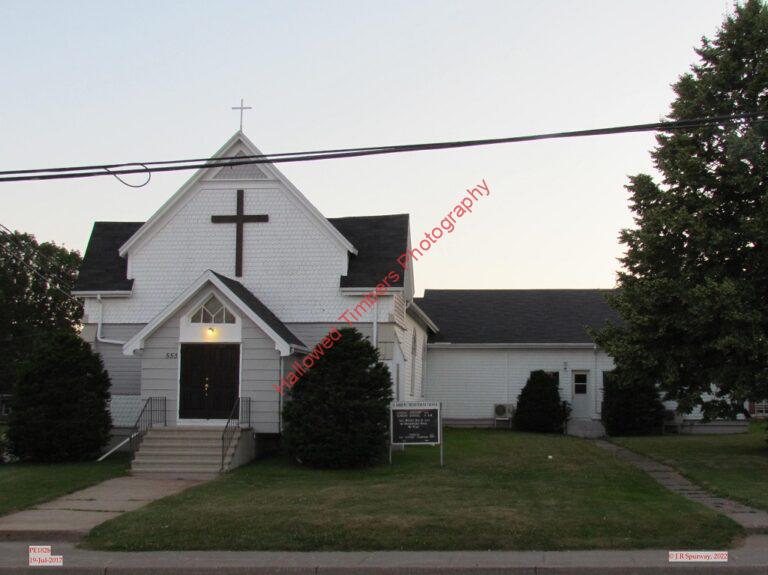 PE182b St Andrew Presbyterian Church, Montague PE, taken 28-Jul-2013 © 2022 JR Spurway