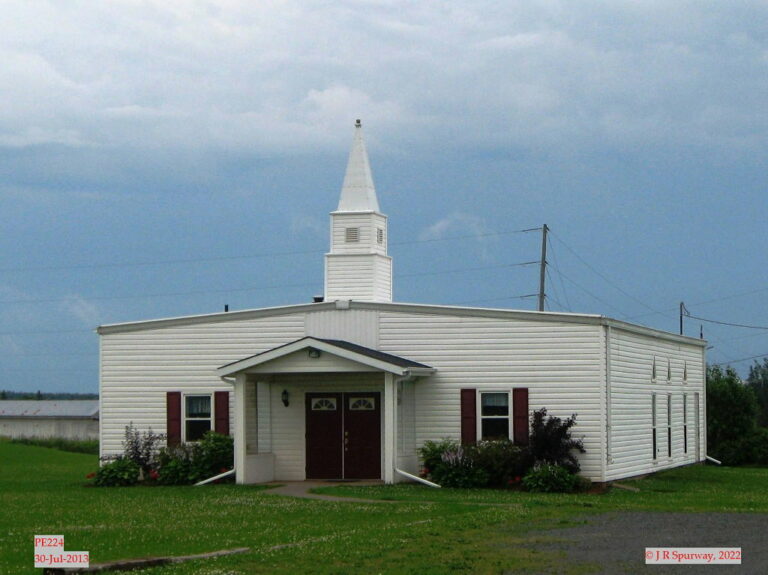 PE224 Lighthouse Baptist Church, Souris PE, taken 30-Jul-2013 © 2022 JR Spurway PE224 Lighthouse Baptist Church, Souris PE, taken 30-Jul-2013 © 2022 JR Spurway